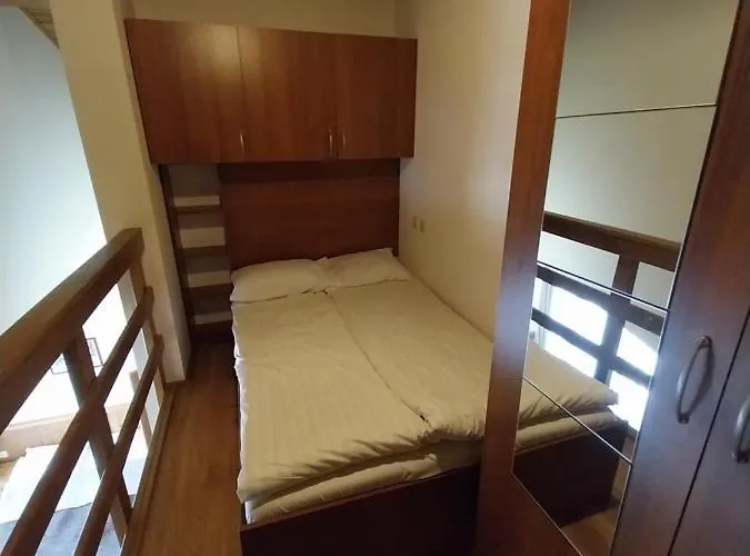 Piringolf アパート ラズロク